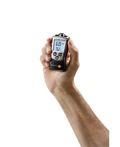 testo-610-humidity-temerature-meter-1_master